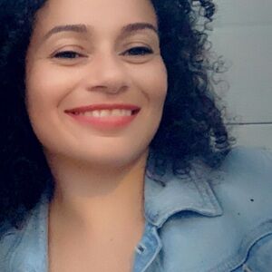 Meet your Posher, Isidra